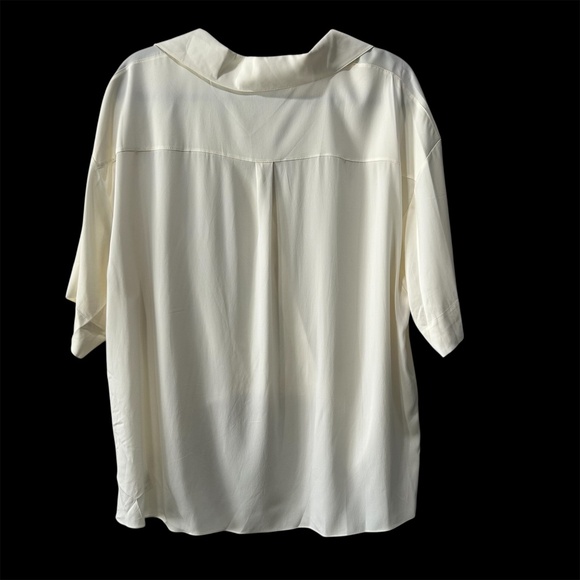 Theory NWT Twist Blouse In Stretch Silk Cream Short Sleeve Size XL M010256 - Picture 8 of 10